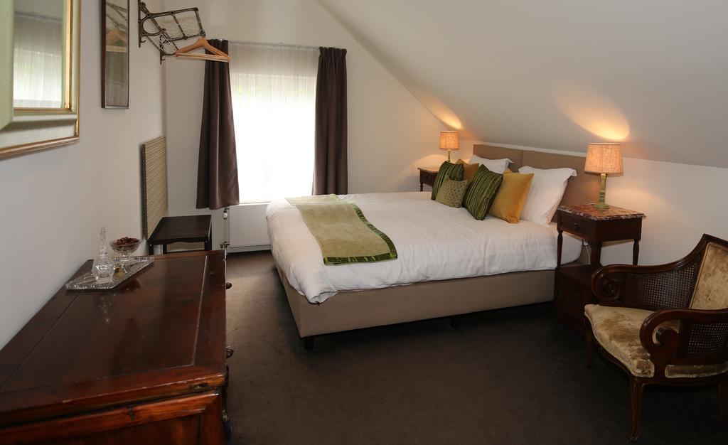 Walnut Lodge Bed & Breakfast Noorbeek Ngoại thất bức ảnh